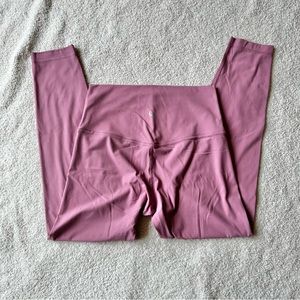 Lululemon ribbed align 25” size 8 light purple